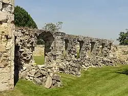 Vestiges du cloître.