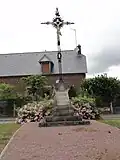 Croix de chemin au bourg.