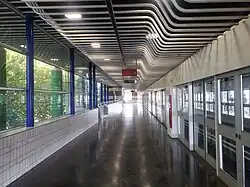 Quai terminus (52 mètres)