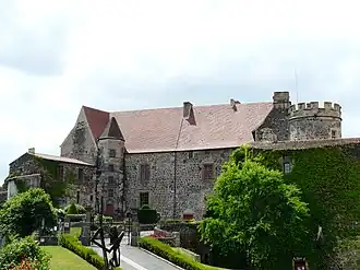 Château de Saint-Saturnin