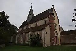 L'église paroissiale.