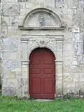 Chapelle Notre-Dame de Trévarn : porte du transept méridional.