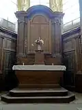 Retable et maître-autel.