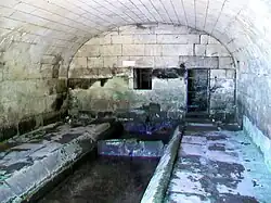 Intérieur du lavoir d'En-haut.