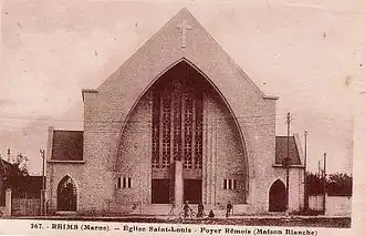 Façade de l'église.