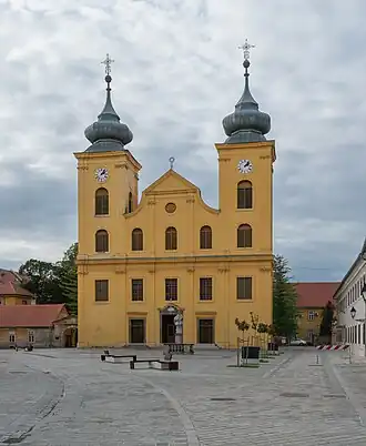 Façde de l'église Saint-Michel en 2023