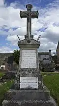 Monument aux morts de la Première Guerre mondiale offert par la ville de Saint-Palais.