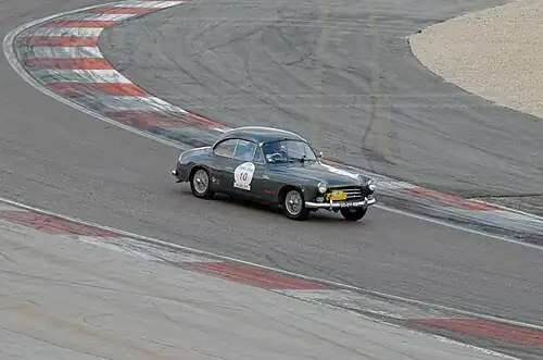 Une Salmson 2300 S sur circuit de vitesse.