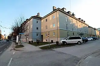 Photographie récente de bâtiments d'habitation.