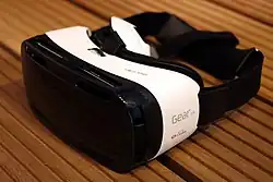 Casque de réalité virtuelle.