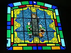 Vitrail représentant le saint.