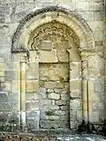 Ancien portail roman du croisillon sud.