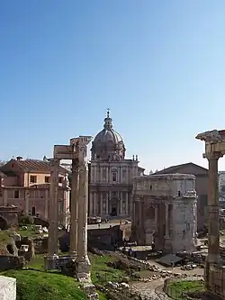 Vue depuis le Forum romain.