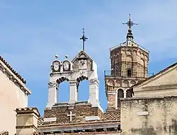 Le "campanile a vela"