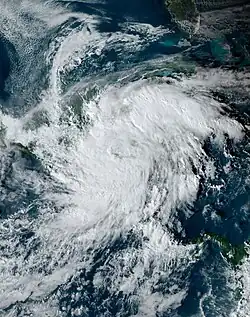 Sara au large des côtes du Honduras le 15 novembre.