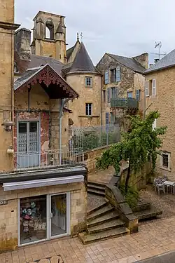 Vue de la vieille ville depuis la rue Jean-Jacques Rousseau.