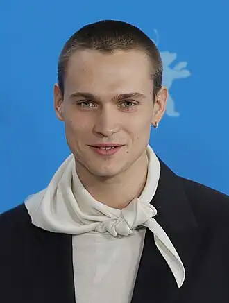 Description de cette image, également commentée ci-après