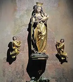 Vierge à l'enfant de Nicolas de Haguenau (XVe&nbsp;siècle) et deux anges (XVIe&nbsp;siècle).