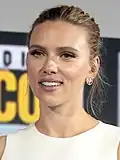 Scarlett Johansson, sex-symbol féminin des années 2000-2010.