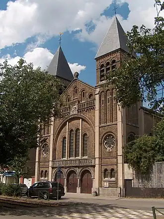 L'église Sainte-Thérèse d'Avila.