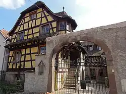 Maison à colombages,19 rue de la Gare.