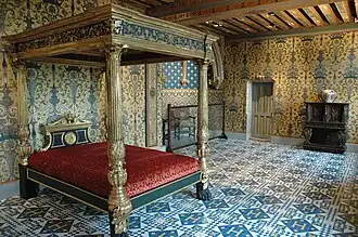 Lit de la chambre dite "de la Reine" (milieu XVIe siècle, château de Blois).