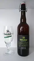 Bouteille et verre  Schutzenberger Brassin de Mars 2016.