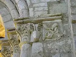 châpiteaux avec Cernunos(?).