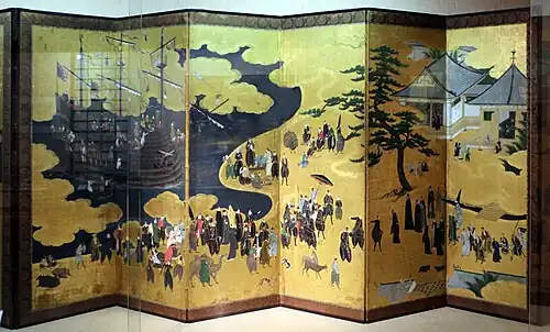 Kanō Naizen (att.), paravent Nanban (droite), vers 1590-1615, encre, couleurs et feuilles d'or sur papier, Museu Nacional de Arte Antiga. Ce paravent prend place au Japon.