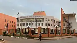 Description de cette image, également commentée ci-après