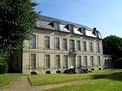 Hôtel Dufresne de Saint-Leu, rue de la République / 14 rue Bellon.