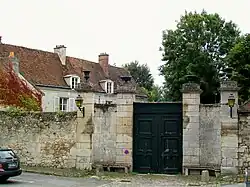 L'hôtel Parseval, du XVIIIe&nbsp;siècle, place Gérard-de-Nerval.
