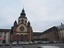 Abbaye Saint-Pierre de Senones, place Dom Calmet.