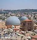 Les deux dômes et le clocher de l'église du Saint-Sépulcre