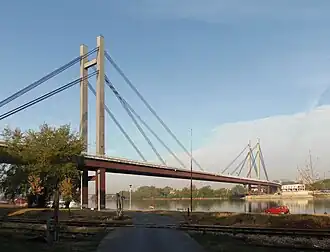Le nouveau pont ferroviaire dans Belgrade