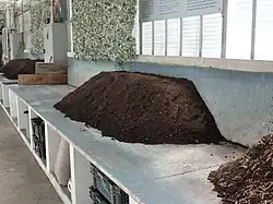 La galerie commune des serres chaudes en 2012.