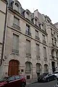 Service économique et commercial à Paris (21, rue de l'Amiral-d'Estaing).