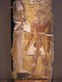 Pilier funéraire, tombe de Séthi&nbsp;IerXIXe&nbsp;dyn. Calcaire plâtré peint H. 2,61&nbsp;mMusée égyptien de Berlin