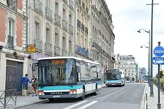 Setra S 315 NF no 4003 près du musée des beaux-arts.