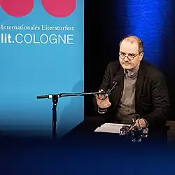 Description de cette image, également commentée ci-après