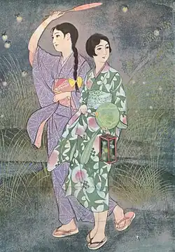 Peinture de deux jeunes femmes en kimono qui marches au bord d'un étang la nuit, entourées de lucioles.