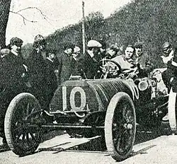 Sidney Girling, deuxième qualifié des éliminatoires anglaises de la Coupe (10 mai 1904), sur Wolseley (puis 9e et 1er&nbsp;Anglais).