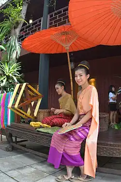 Thaïlandaise dans la maison de Jim Thompson