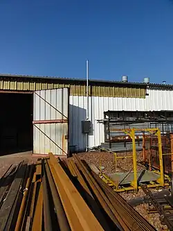 L'exutoire de grisou, le puits est dans le hangar.