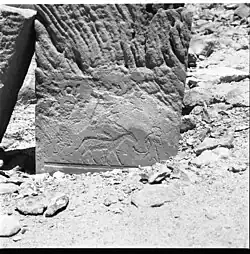 Bas relief du frère du prince du Rétjénou Khebded sur un âne.