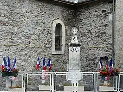 Le monument aux morts.