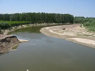 photographie d'un cours d'eau