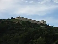 Le fort et la collégiale de Six-Fours.