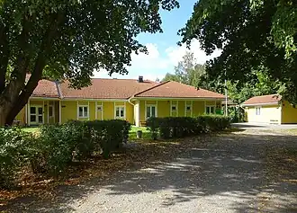 Anciens bâtiments officiels.