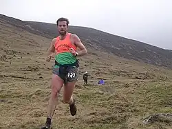 Coureur à la course de Slieve Bearnagh.